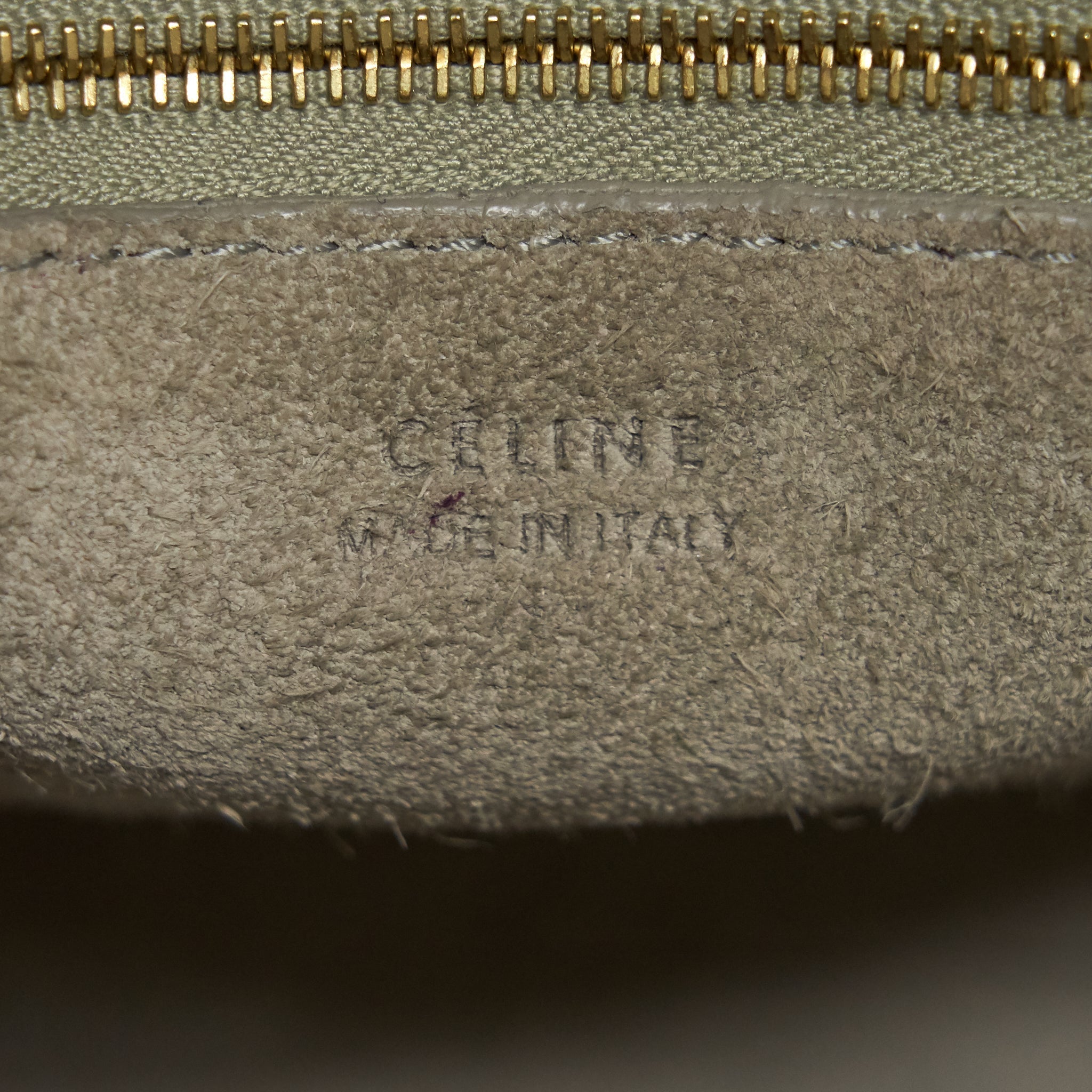 CELINE SANGLE BUCKET BAG IN WHITE