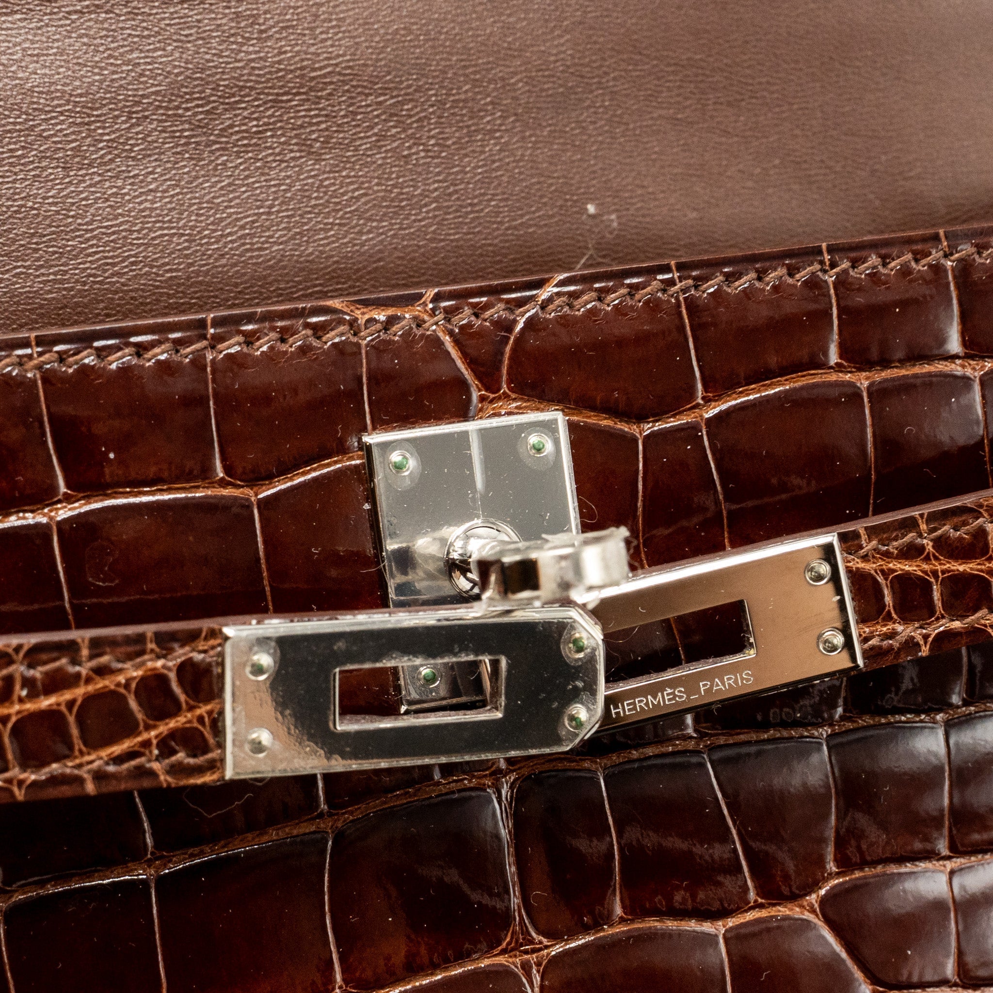 HERMES KELLY POCHETTE SHINY ALLIGATOR MISSISSIPPIENSIS 33 MIEL SHW SQUARE M