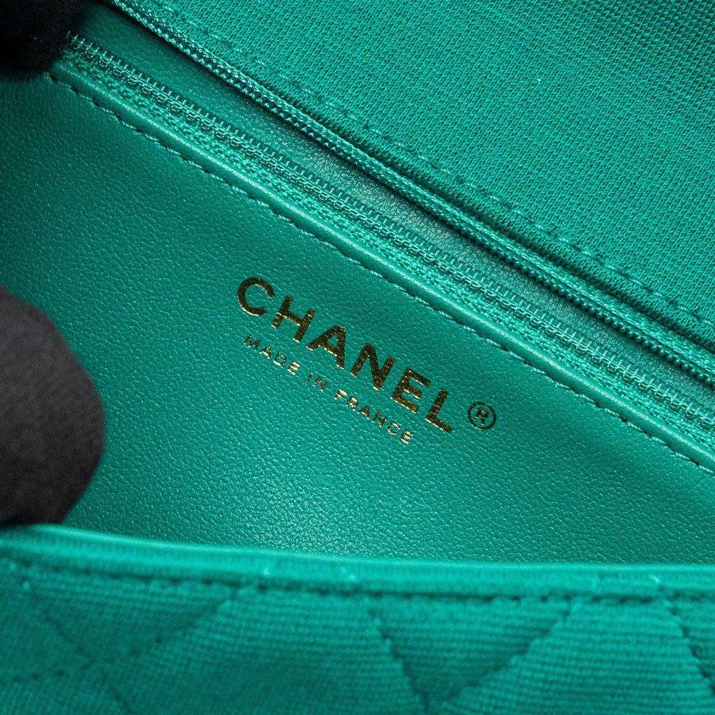 CHANEL 23A CLASSIC FLAP CLUTCH FABRIC GREEN LGHW(MICROCHIP)