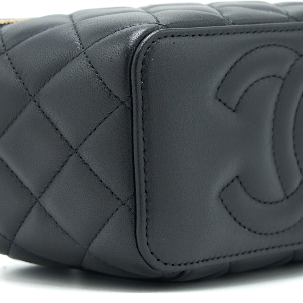 CHANEL PEARL CRUSH LONG VANITY WITH CHAIN LAMBSKIN BLACK GHW (MICROCHIP)