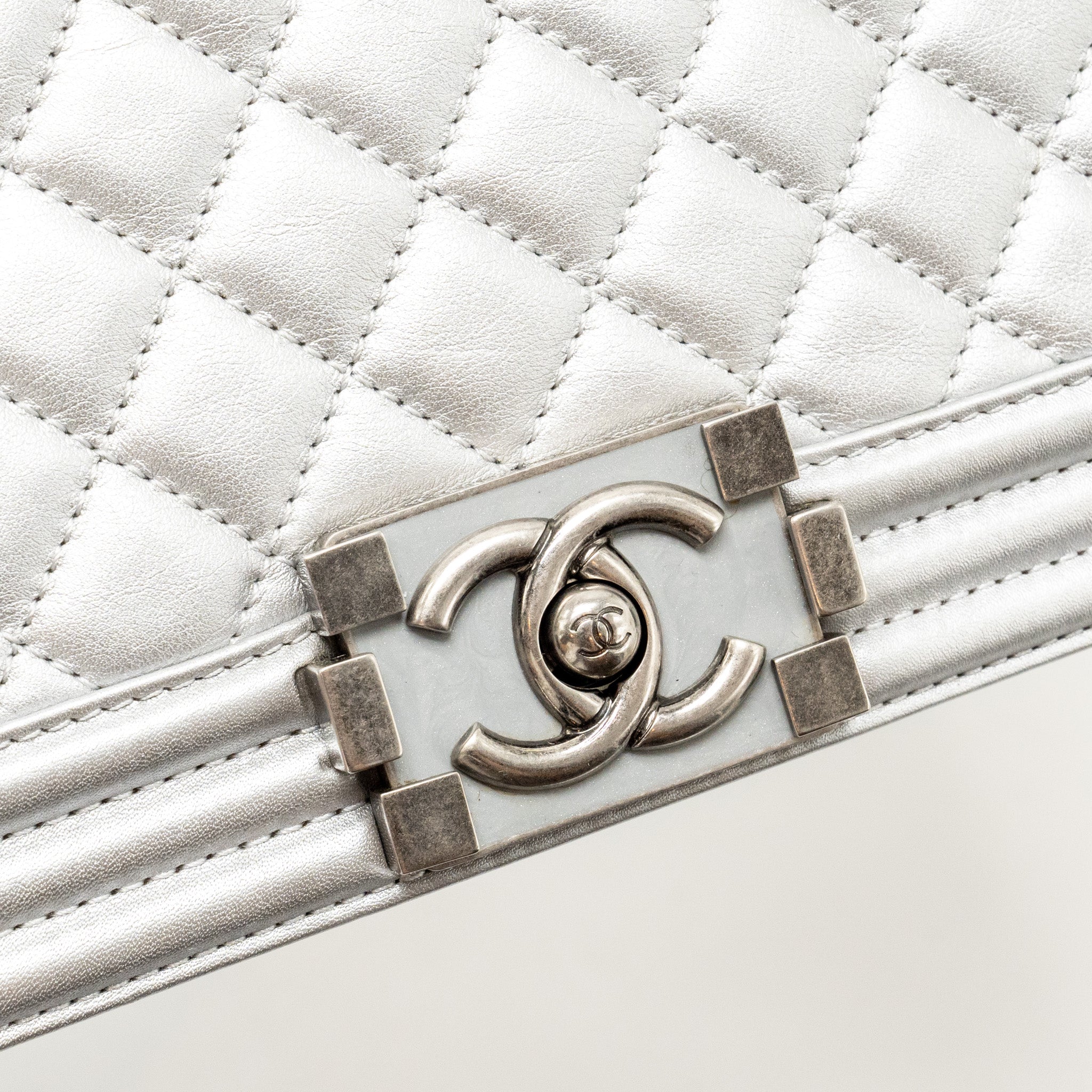 CHANEL MEDIUM BOY BAG LAMBSKIN SILVER SHW