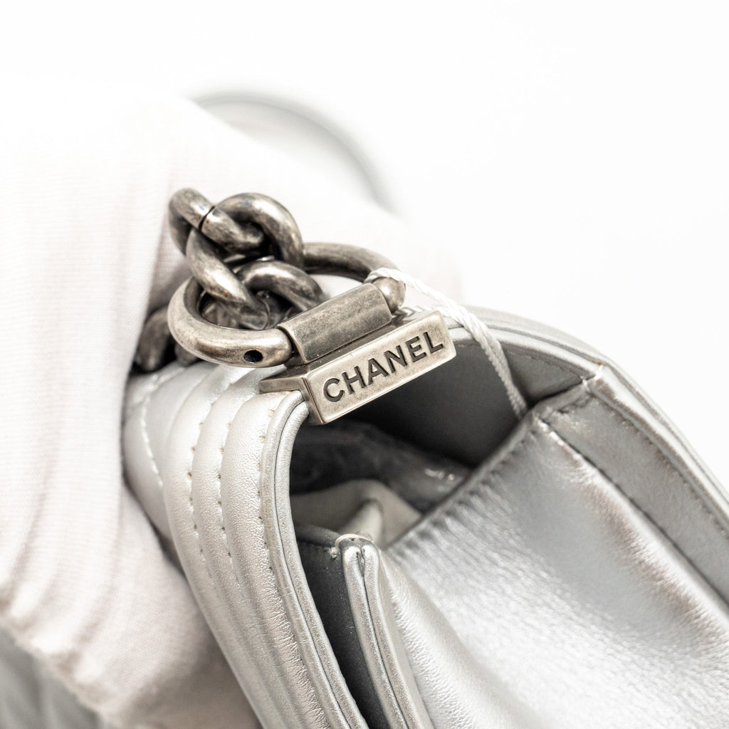 CHANEL MEDIUM BOY BAG LAMBSKIN SILVER SHW