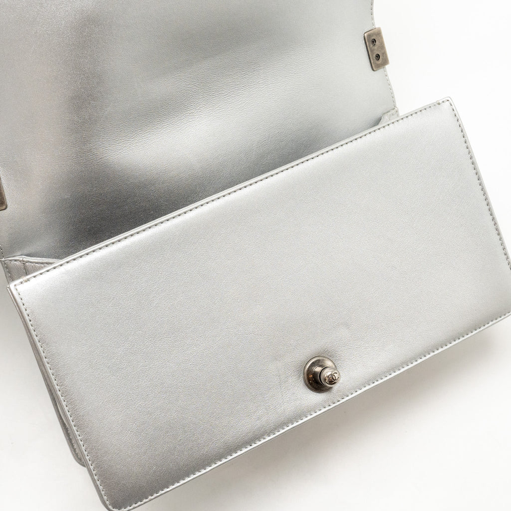 CHANEL MEDIUM BOY BAG LAMBSKIN SILVER SHW