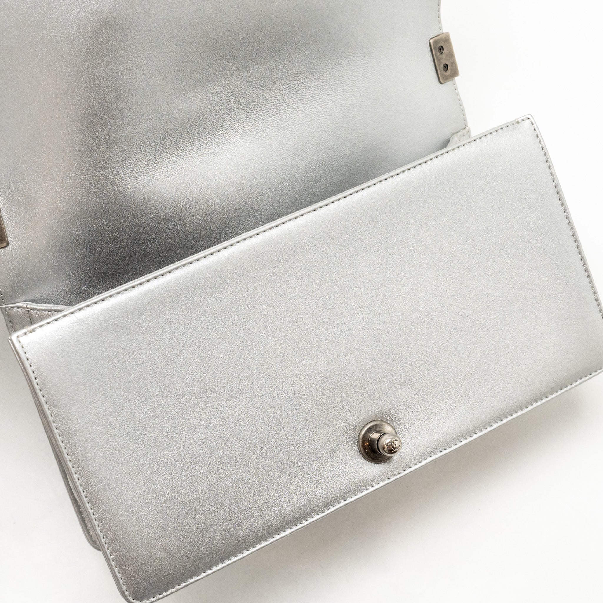 CHANEL MEDIUM BOY BAG LAMBSKIN SILVER SHW