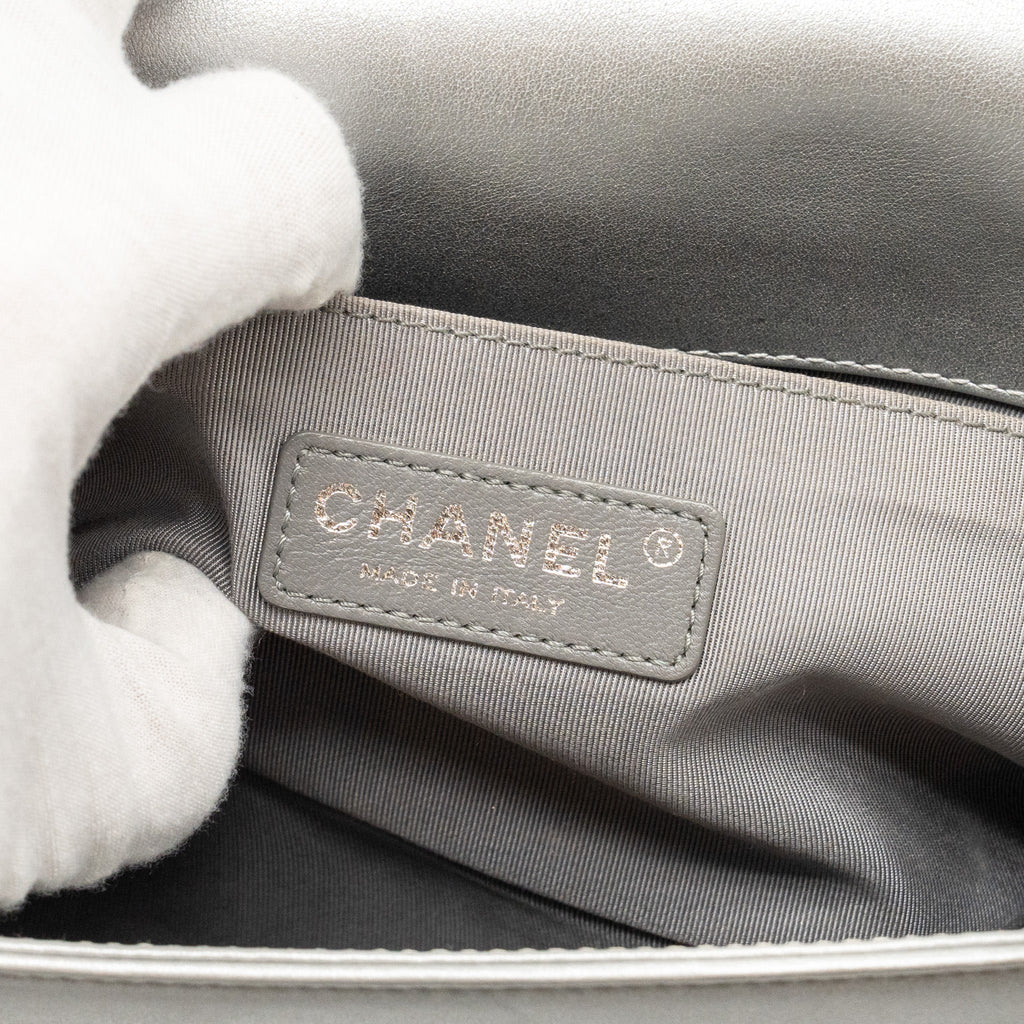 CHANEL MEDIUM BOY BAG LAMBSKIN SILVER SHW