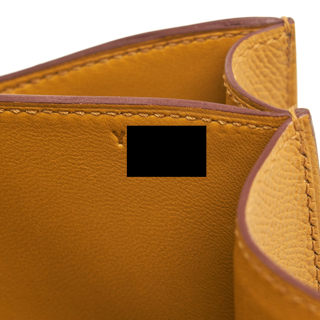 Hermes Constance 24 Epsom sesame GHW