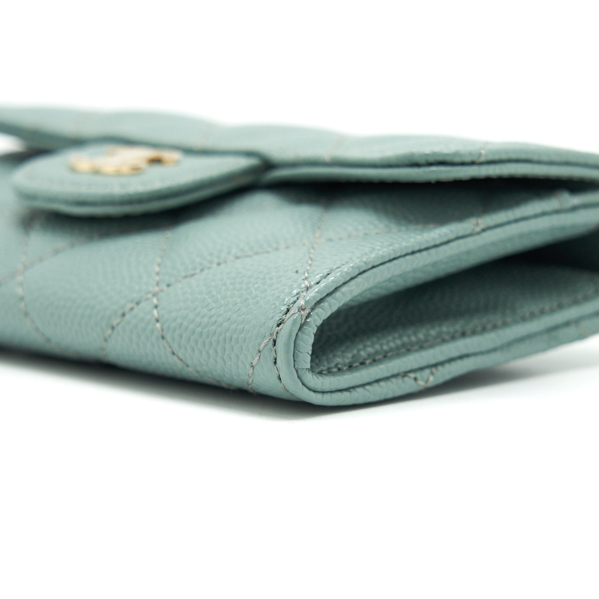 CHANEL 22C FLAP CARD HOLDER CAVIAR NG124 GREEN LGHW