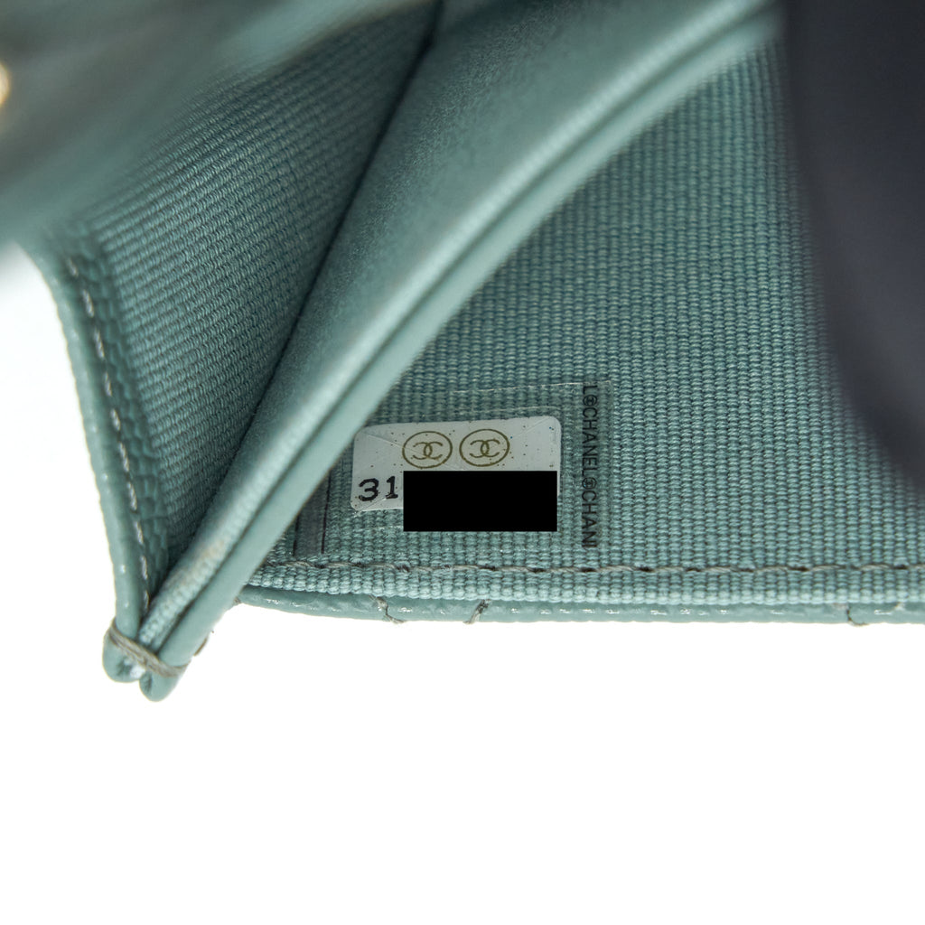 CHANEL 22C FLAP CARD HOLDER CAVIAR NG124 GREEN LGHW