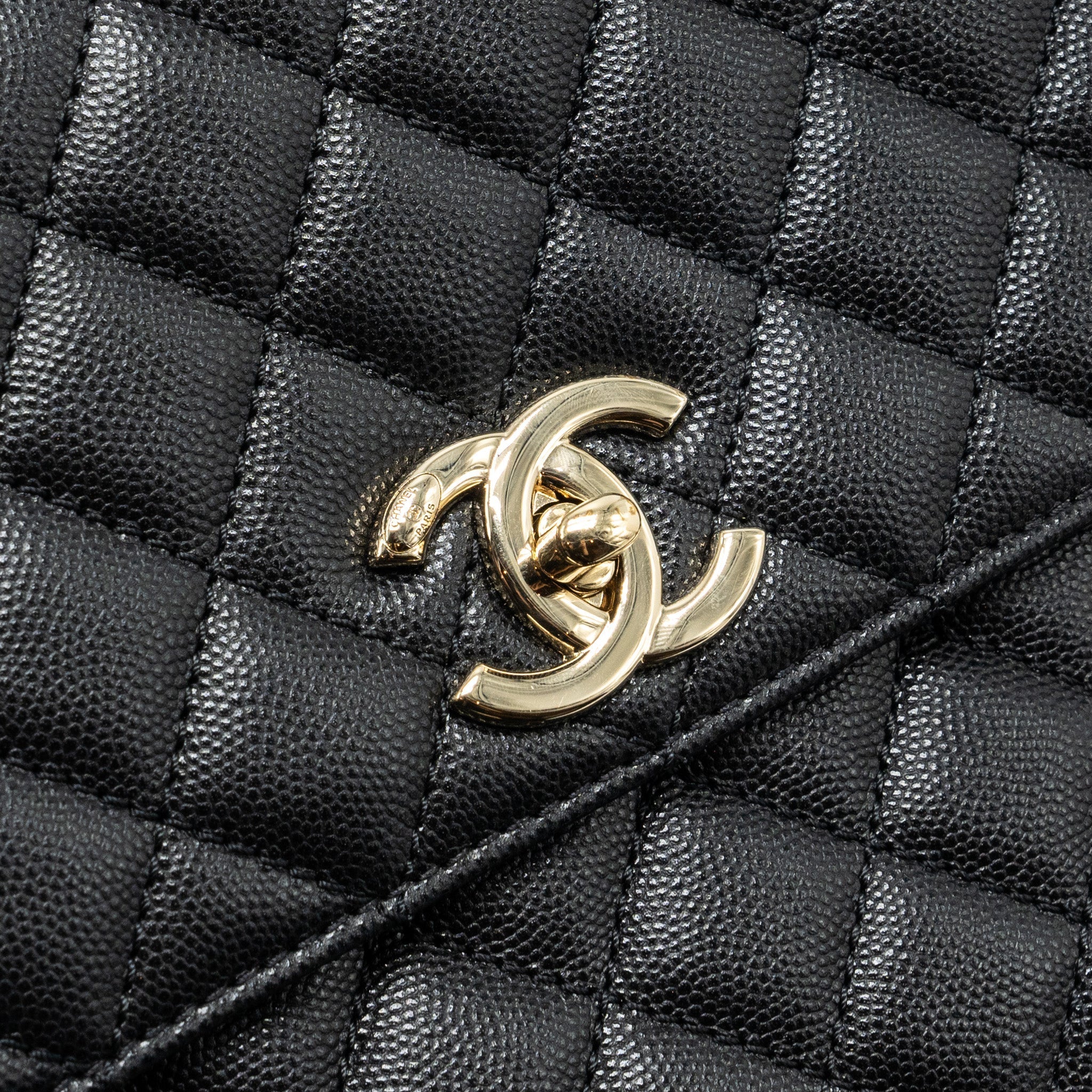 CHANEL LARGE COCO HANDLE CAVIAR BLACK LGHW (MICROCHIP)