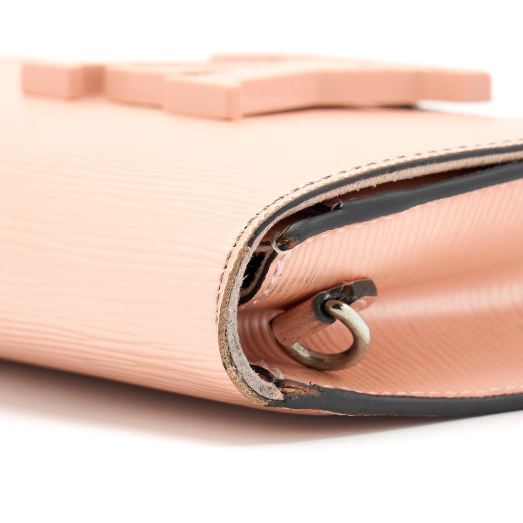 LOUIS VUITTON LOUISE CLUTCH PM EPI LIGHT PINK SHW