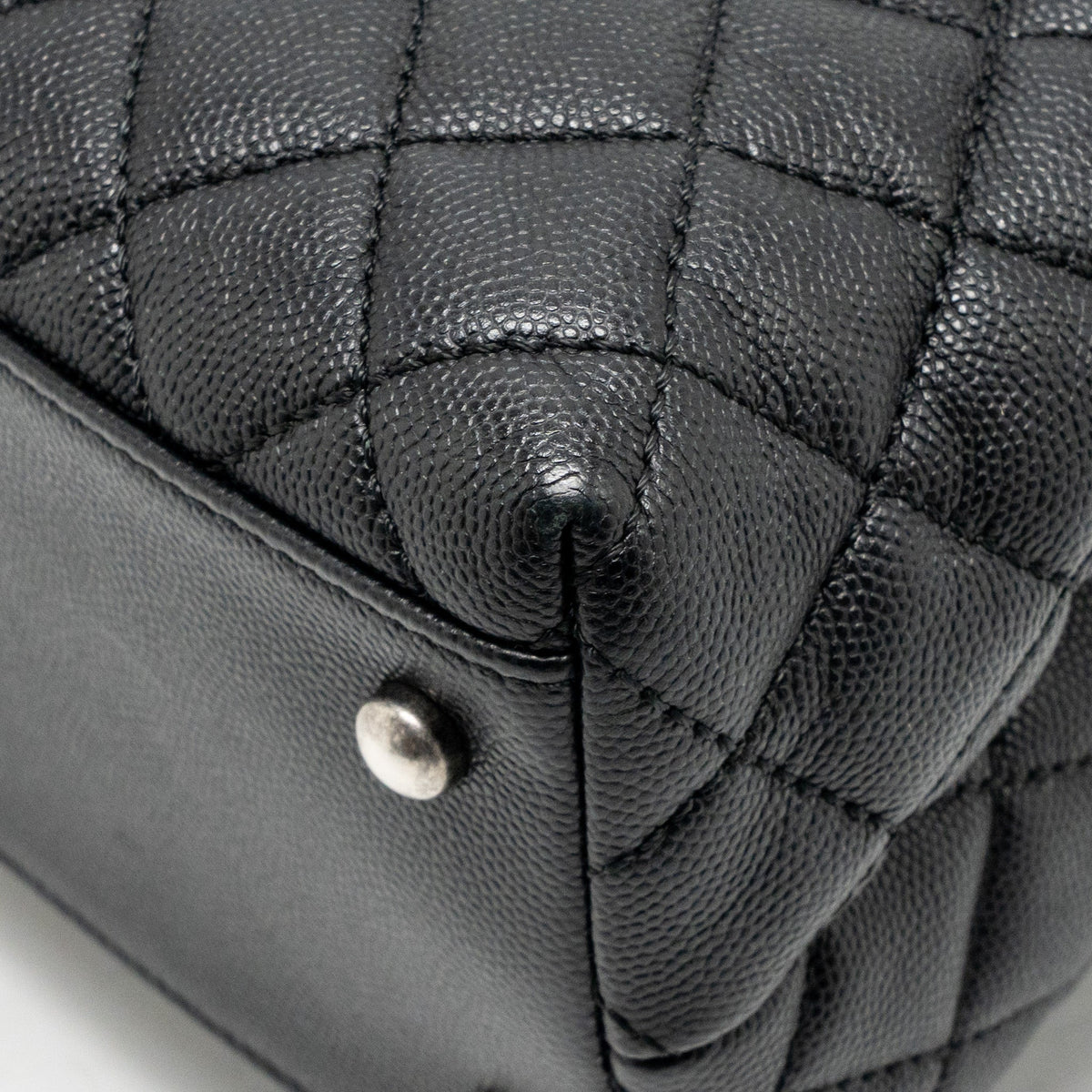 Chanel Large Coco Handle Flap Bag Lizard Embossed Handle Caviar Black Ruthenium Hardware