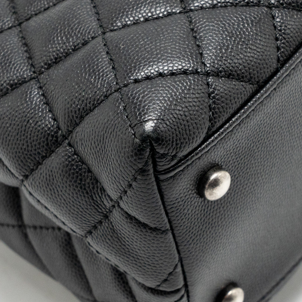 Chanel Large Coco Handle Flap Bag Lizard Embossed Handle Caviar Black Ruthenium Hardware