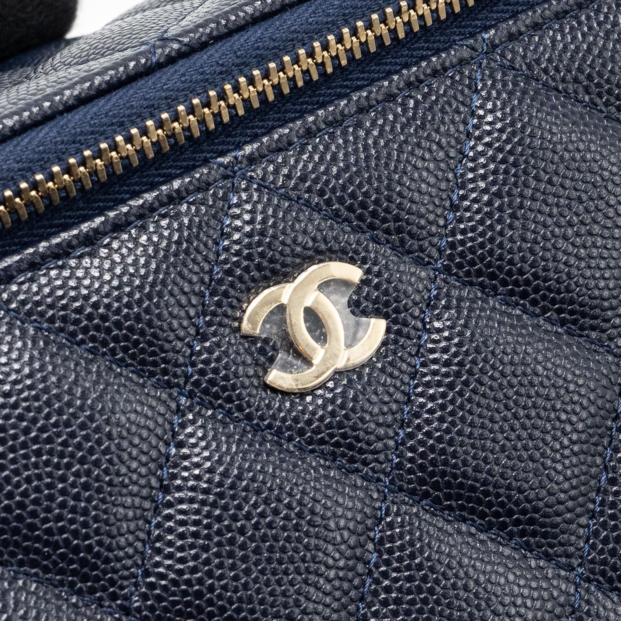 CHANEL 23C LONG VANITY CASE CAVIAR NAVY LGHW (MICROCHIP)