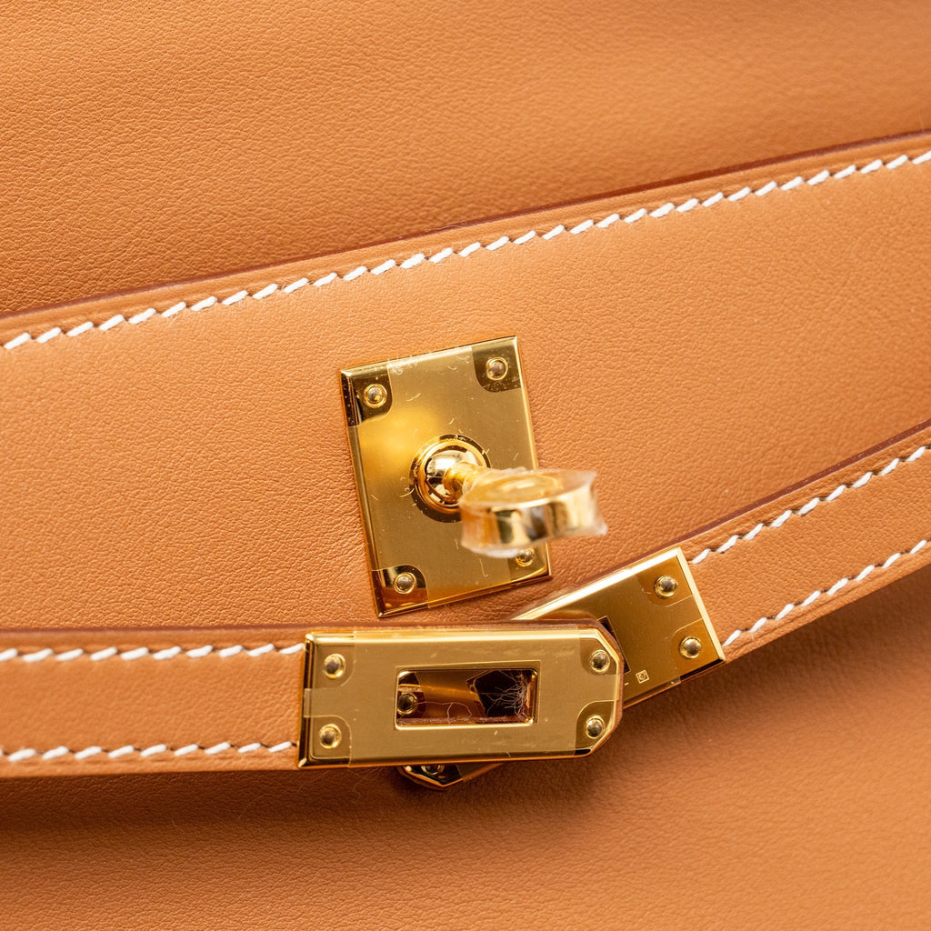 HERMES KELLY POCHETTE SWIFT GOLD GHW