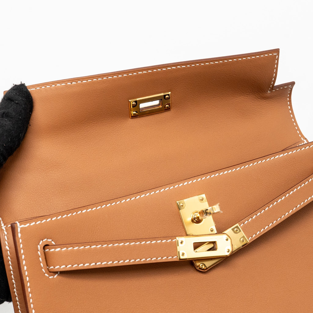 HERMES KELLY POCHETTE SWIFT GOLD GHW