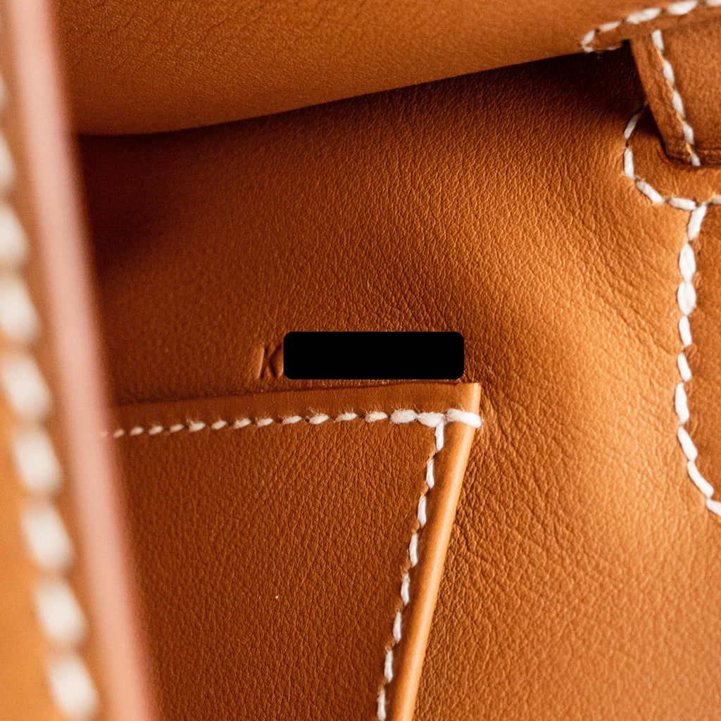 HERMES KELLY POCHETTE SWIFT GOLD GHW