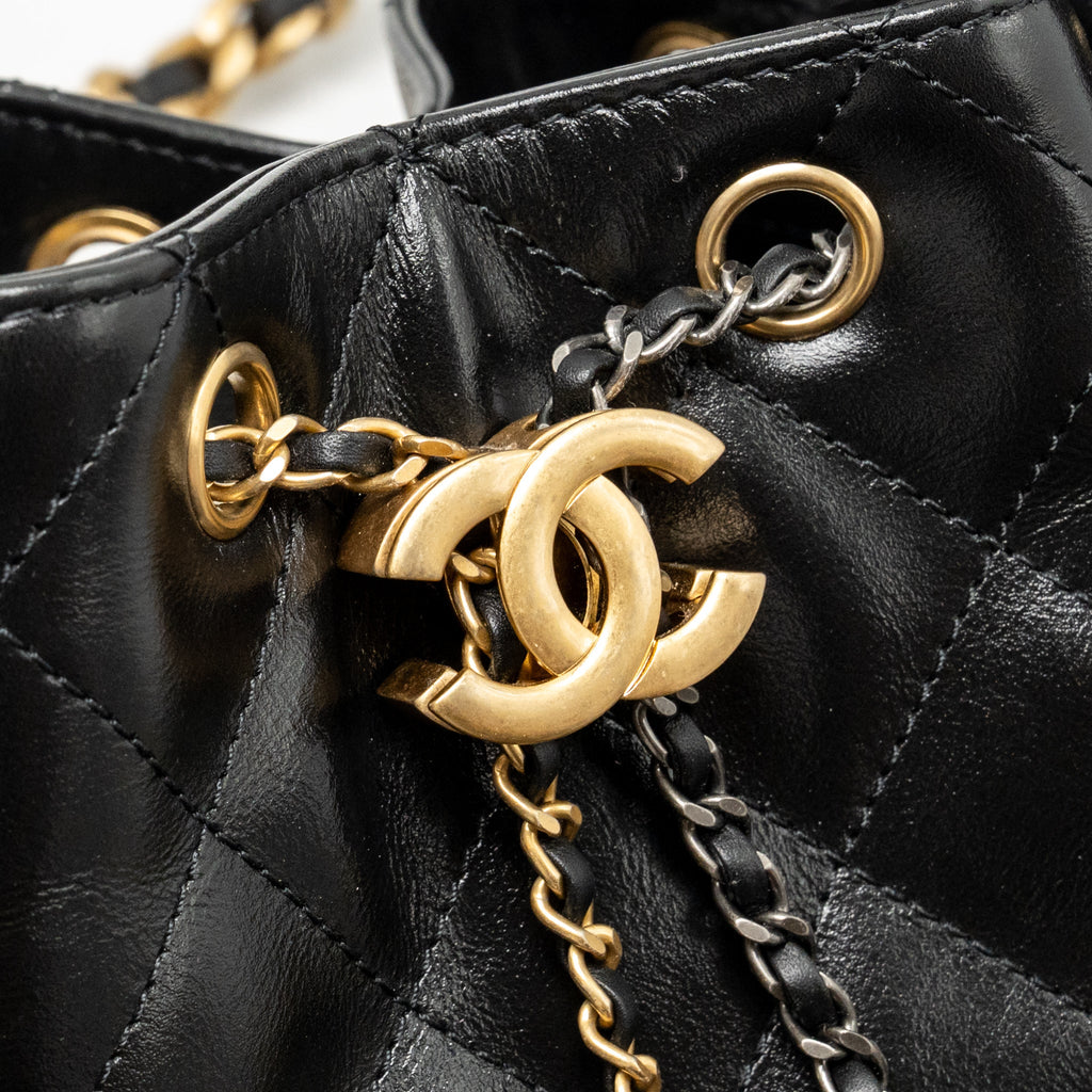 Chanel Small 25 Bag Aged Calfskin Black Multicolour Hardware (Microchip)