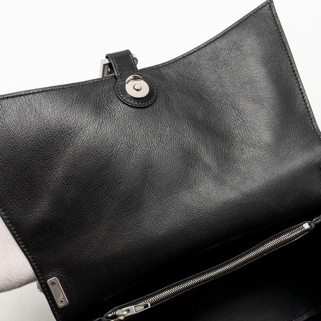BALENCIAGA MEDIUM CRUSH SHOULDER BAG CALFSKIN LEATHER BLACK SHW