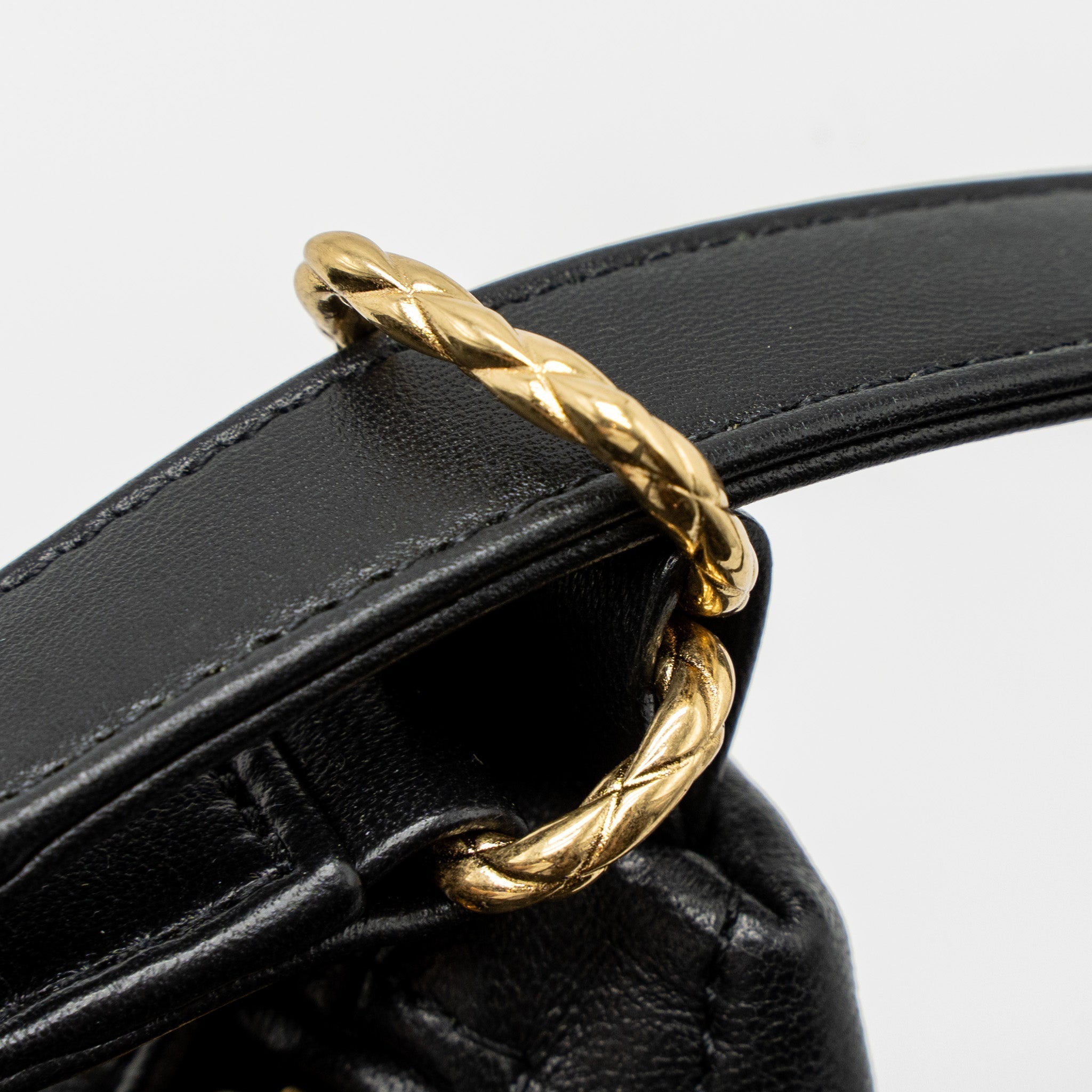 CHANEL 22B HOBO BAG LAMBSKIN BLACK BRUSHED GHW (MICROCHIP)
