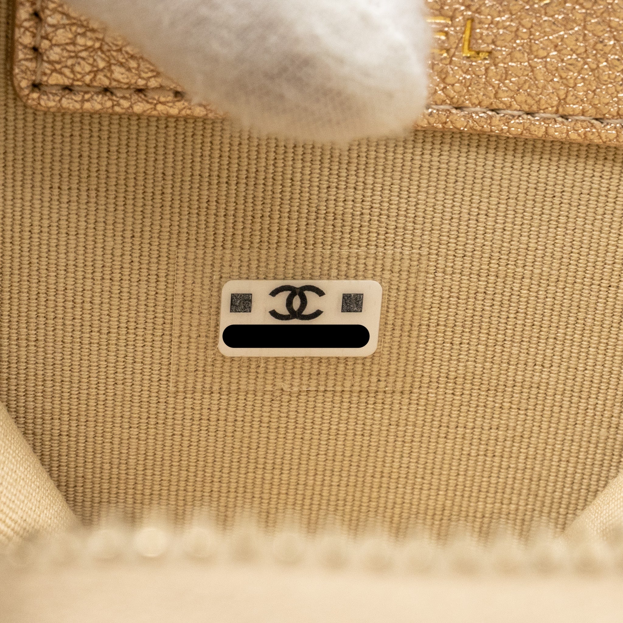 CHANEL ROUND CLIP ON PURSE DUO BAG CHARM QUILTED LAMBSKIN METALLIC GOLD LGHW(MICROCHIP)