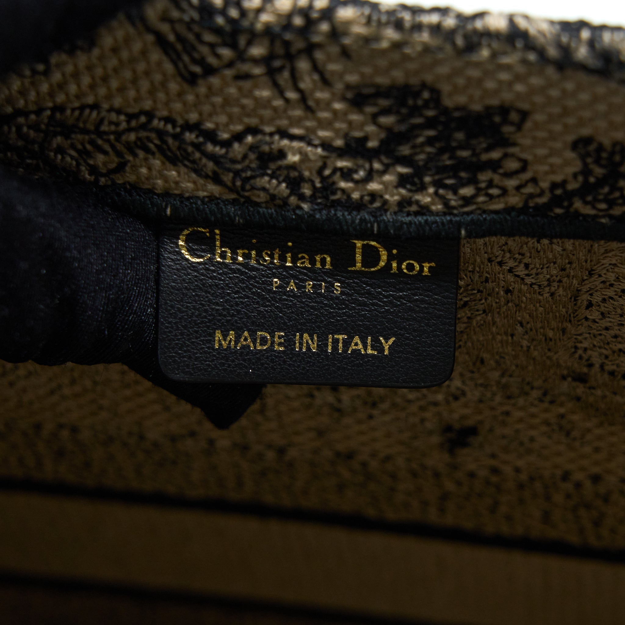 DIOR MEDIUM DIOR BOOK TOTE TOILE DE JOEY EMBROIDERY BEIGE