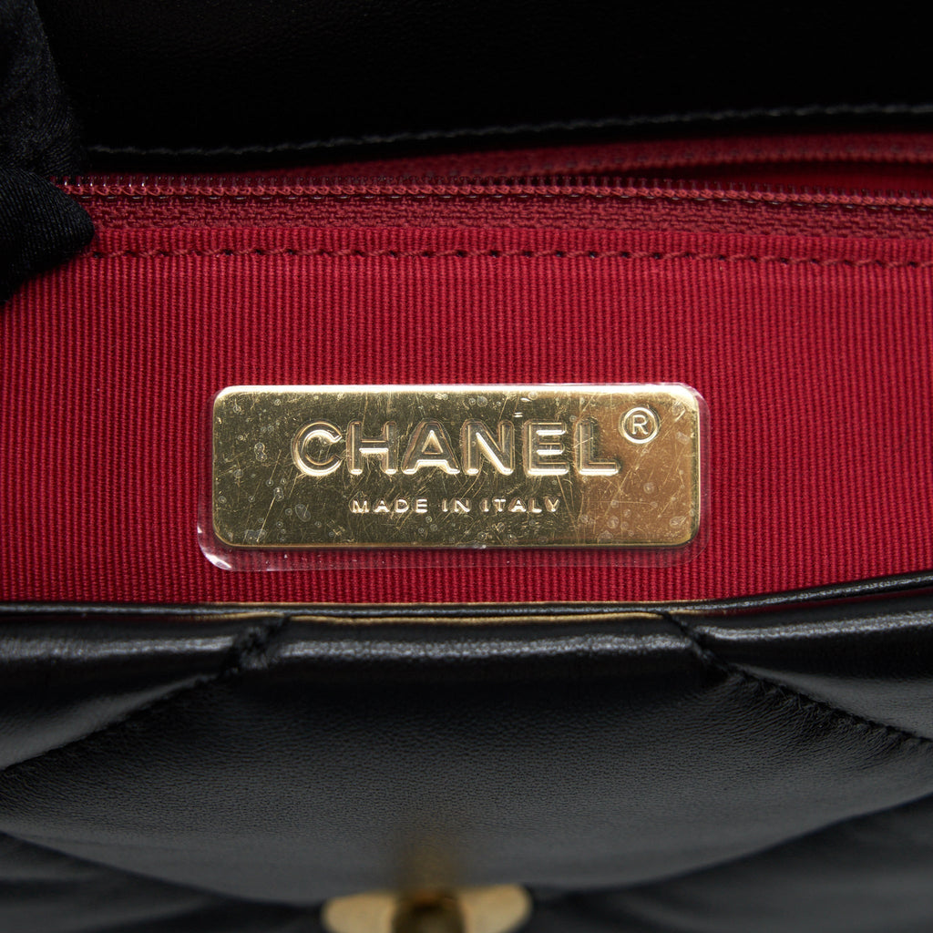 CHANEL SMALL 19 BAG LAMBSKIN BLACK GHW (MICROCHIP)