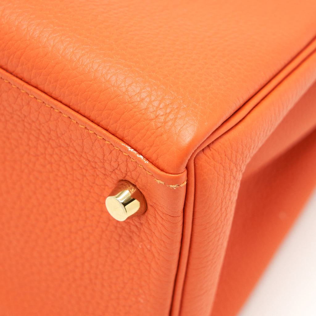 Hermes Kelly 28 Togo 9J feu GHW With An Extra Twilly