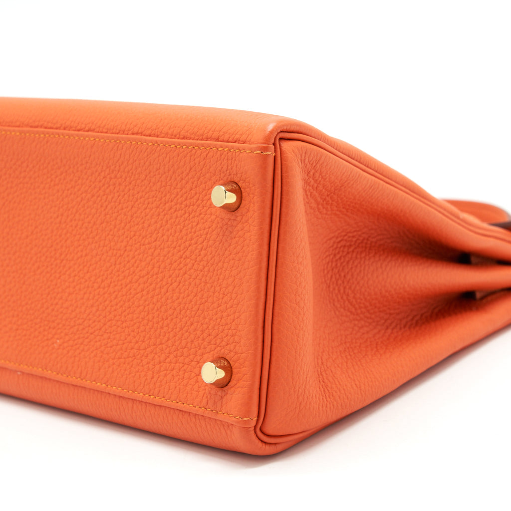 Hermes Kelly 28 Togo 9J feu GHW With An Extra Twilly