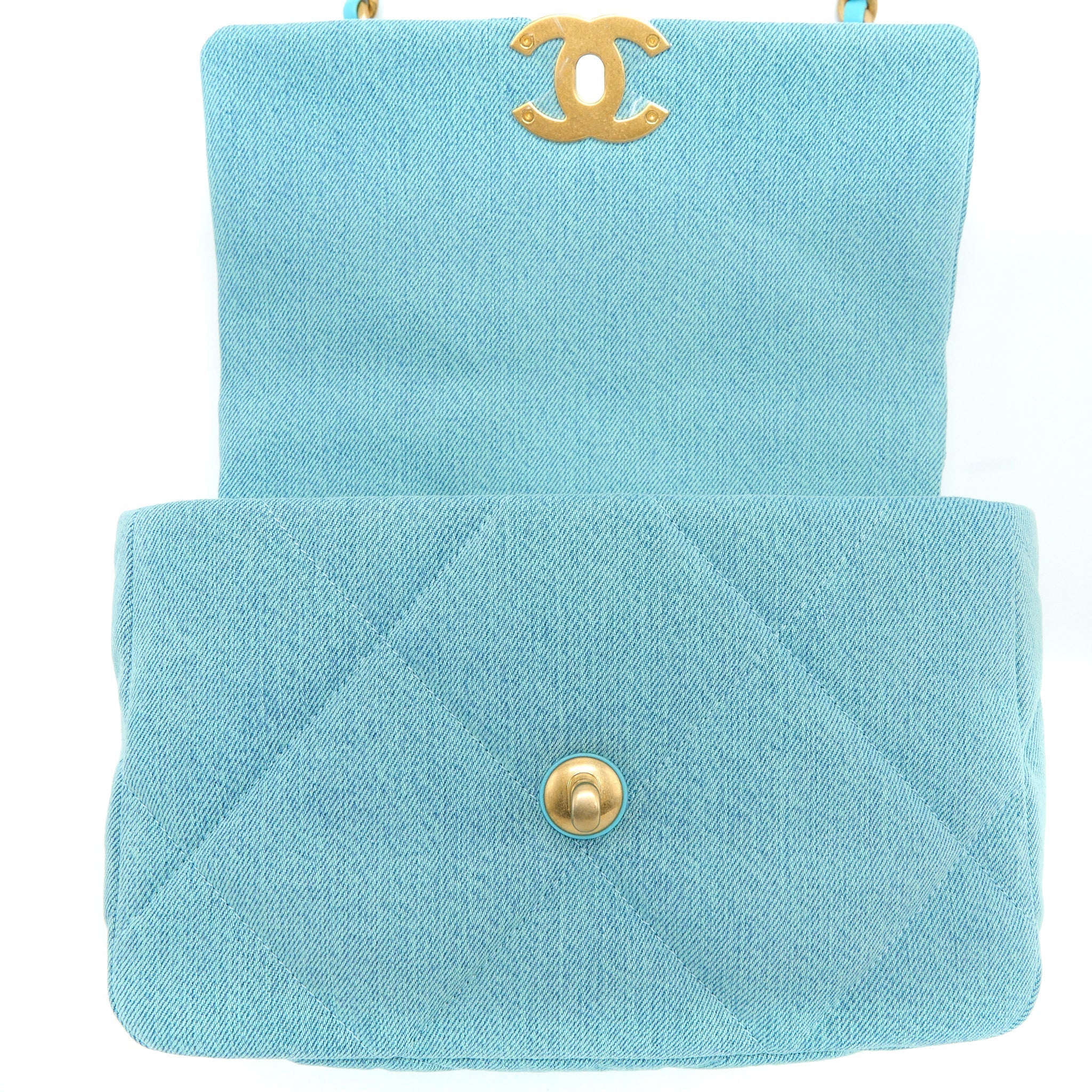CHANEL SMALL 19 BAG DENIM LIGHT BLUE MULTICOLOUR HARDWARE