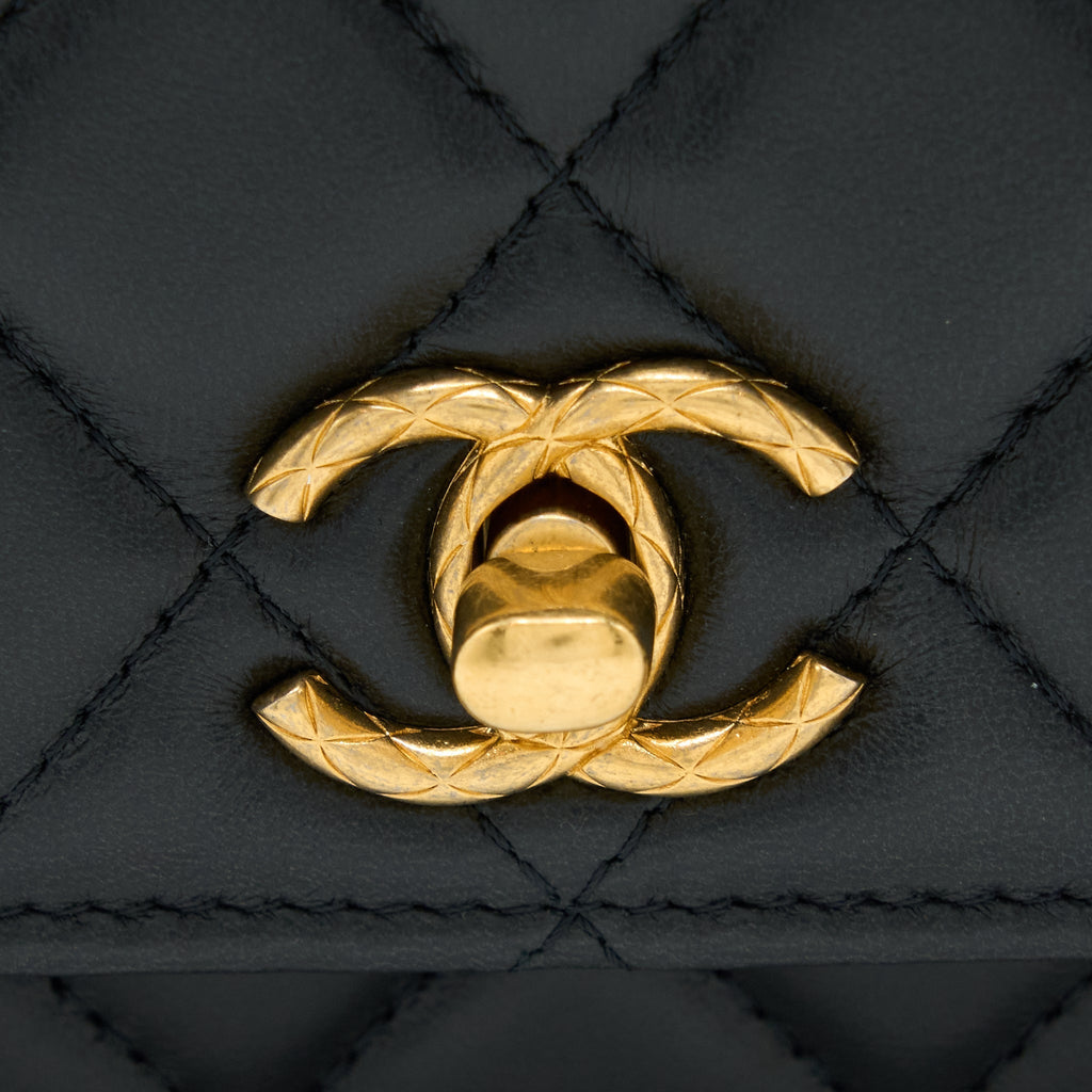 CHANEL 22K GOLD PILLAR WALLET ON CHAIN LAMBSKIN BLACK GHW