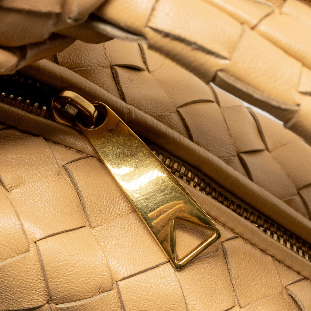 BOTTEGA VENETA MINI JODIE LAMBSKIN BEIGE GHW