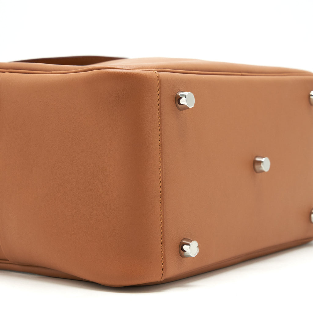 Hermes Lindy 26 Swift Gold SHW With Detailed Shoulder Strap and An Extra Twilly