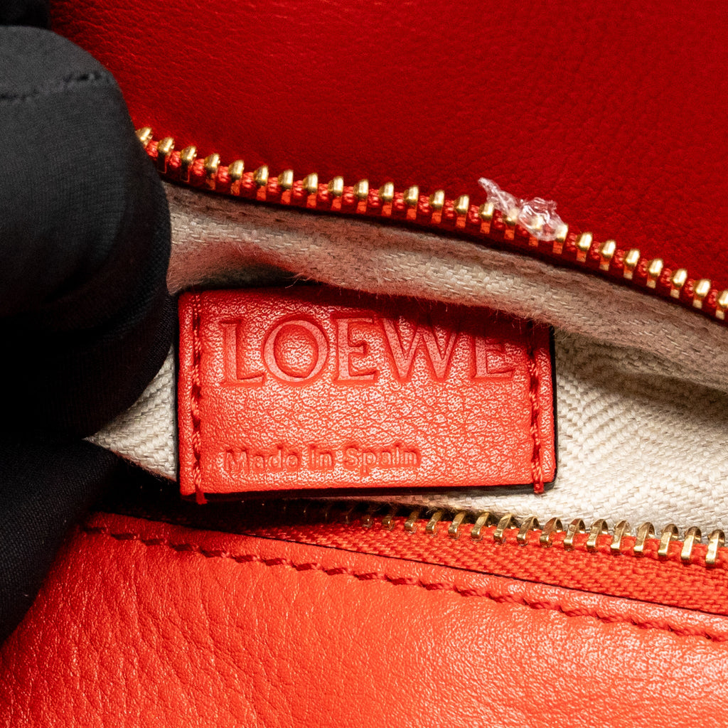 Loewe Medium Puzzle Bag Calfskin Red GHW