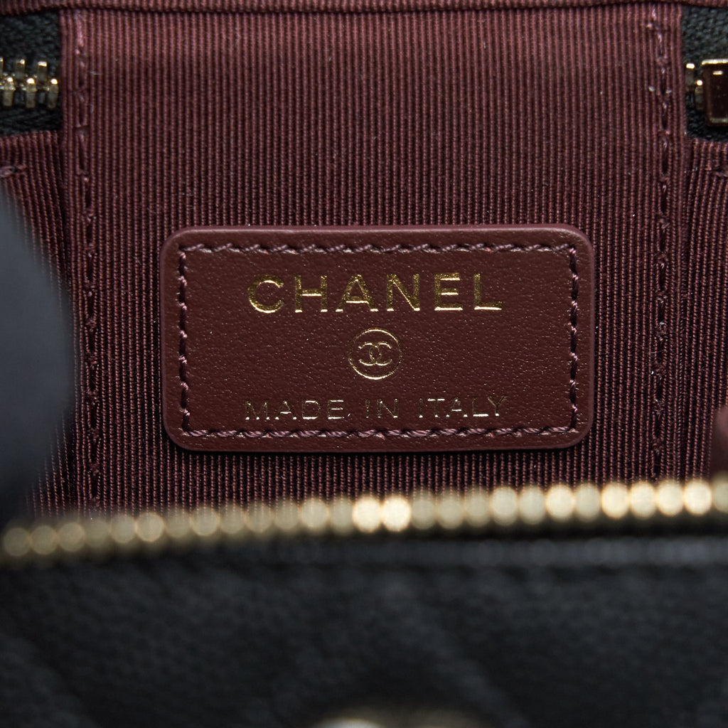 CHANEL MINI VANITY CAVIAR IN BLACK LGHW