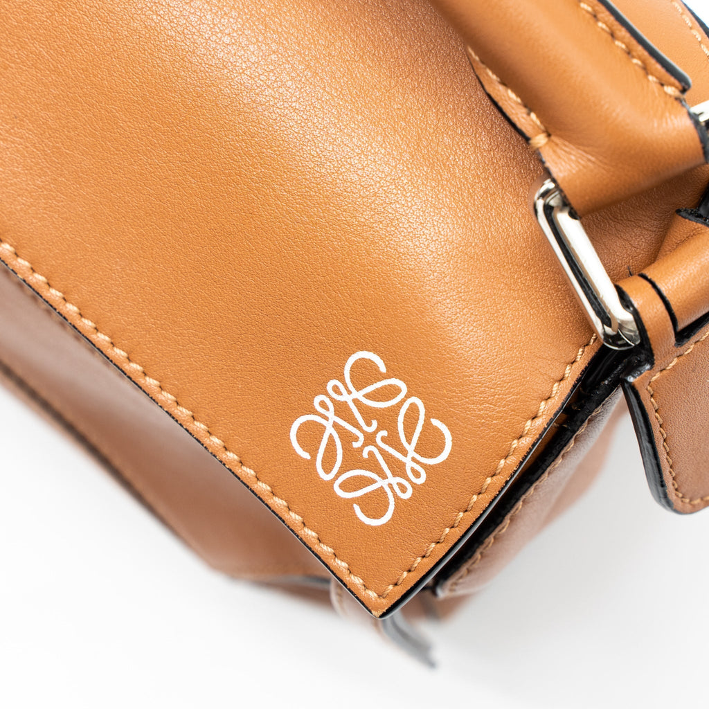 LOEWE SMALL PUZZLE BAG CALFSKIN TAN SHW