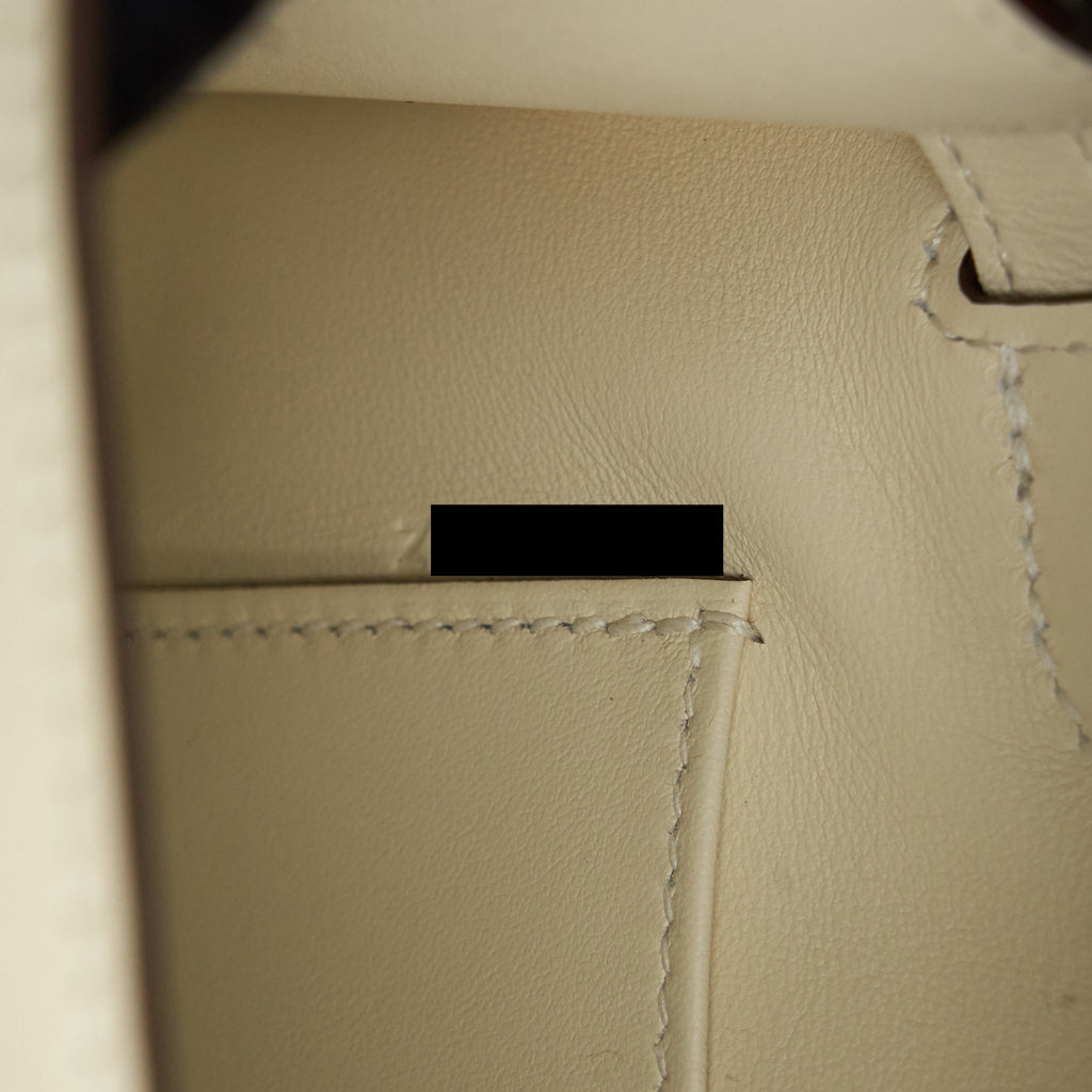 HERMES KELLY POCHETTE SWIFT NATA GHW