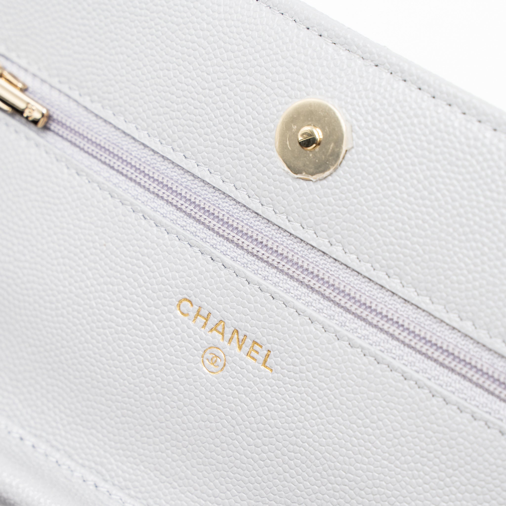 CHANEL CLASSIC WALLET ON CHAIN CAVIAR LIGHT GREY LGHW (MICROCHIP)