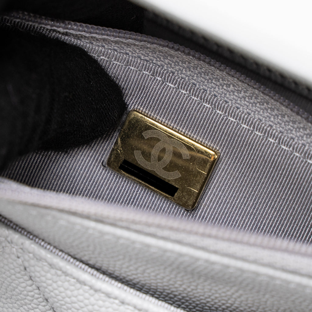 CHANEL CLASSIC WALLET ON CHAIN CAVIAR LIGHT GREY LGHW (MICROCHIP)