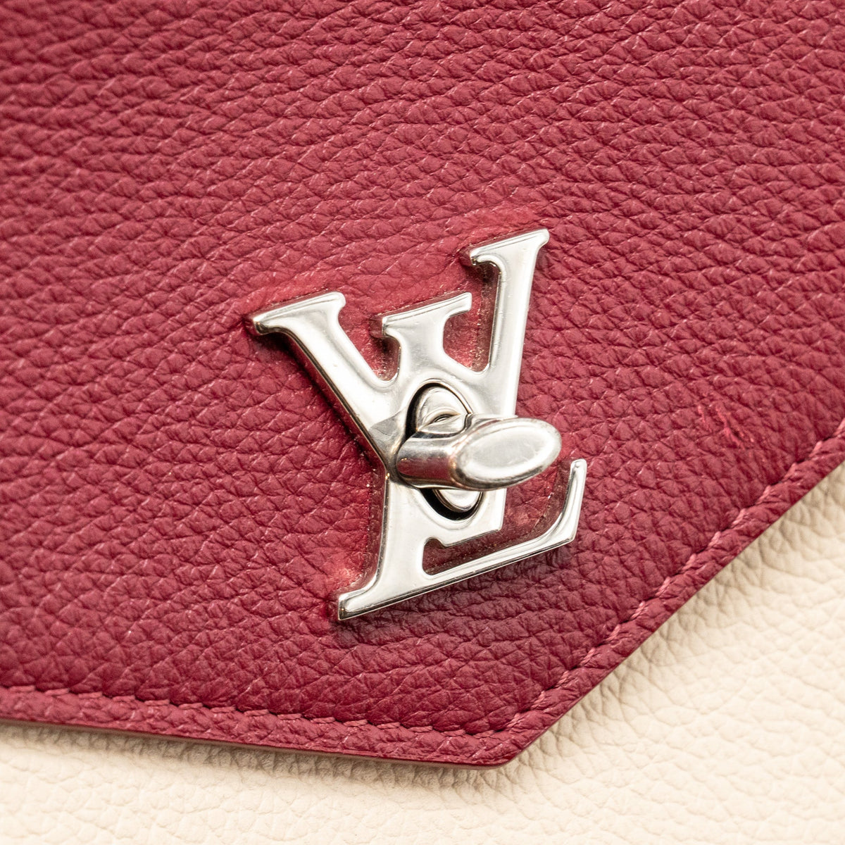 LOUIS VUITTON MYLOCKME CHAIN POCHETTE CALFSKIN MULTICOLOR DARK RED/ BEIGE/ GREY SHW