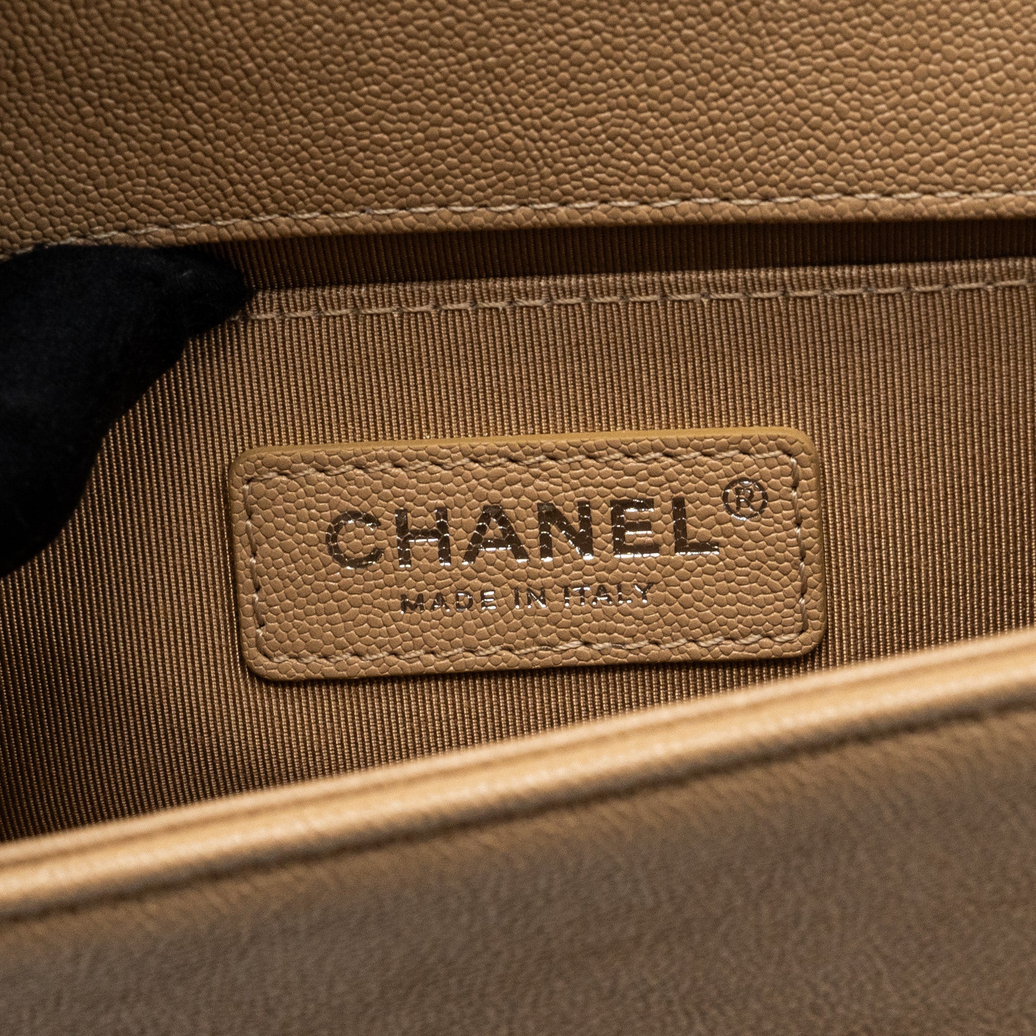 CHANEL SMALL BOY BAG CAVIAR LIGHT BEIGE SHW