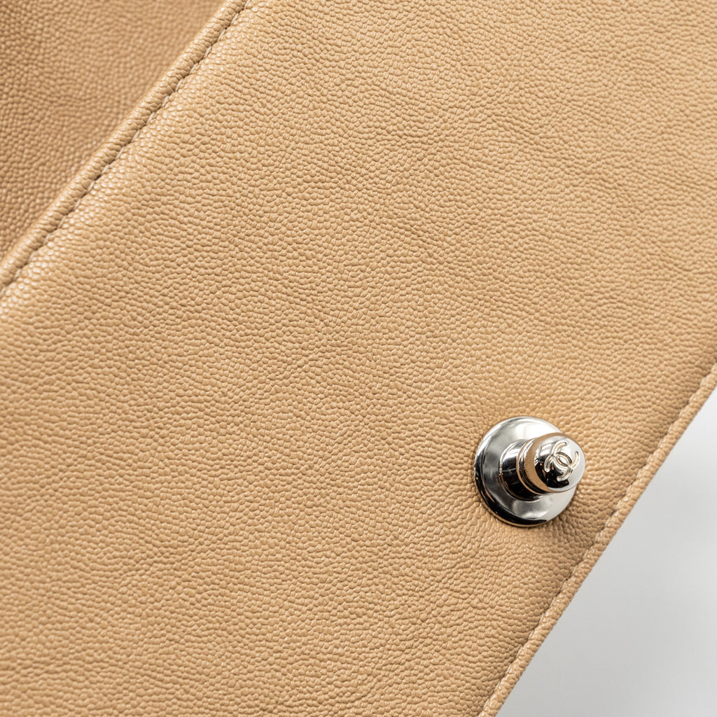 CHANEL SMALL BOY BAG CAVIAR LIGHT BEIGE SHW