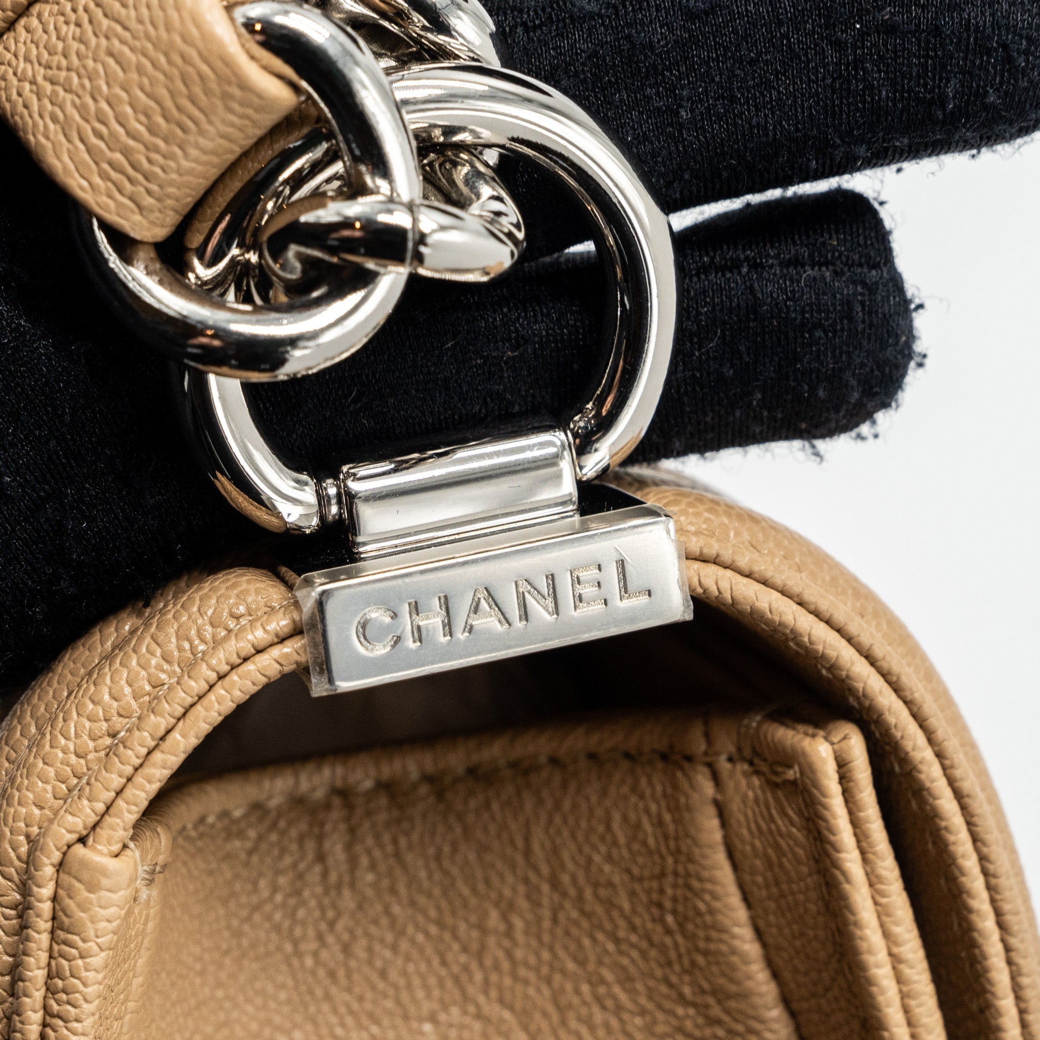 CHANEL SMALL BOY BAG CAVIAR LIGHT BEIGE SHW