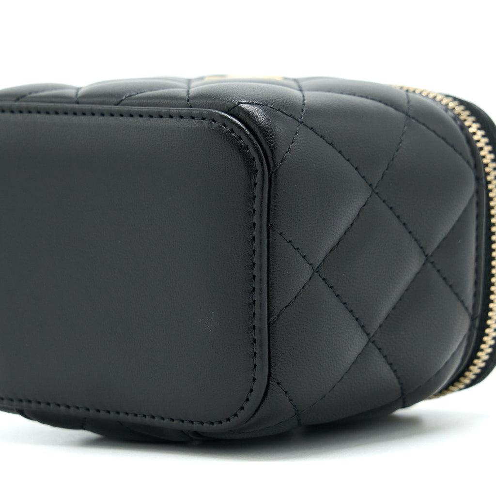 CHANEL 22S PEARL CRUSH MINI VANITY WITH CHAIN LAMBSKIN BLACK GHW