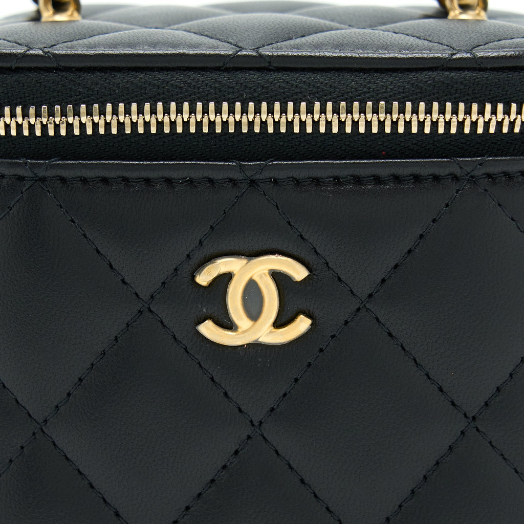 CHANEL 22S PEARL CRUSH MINI VANITY WITH CHAIN LAMBSKIN BLACK GHW