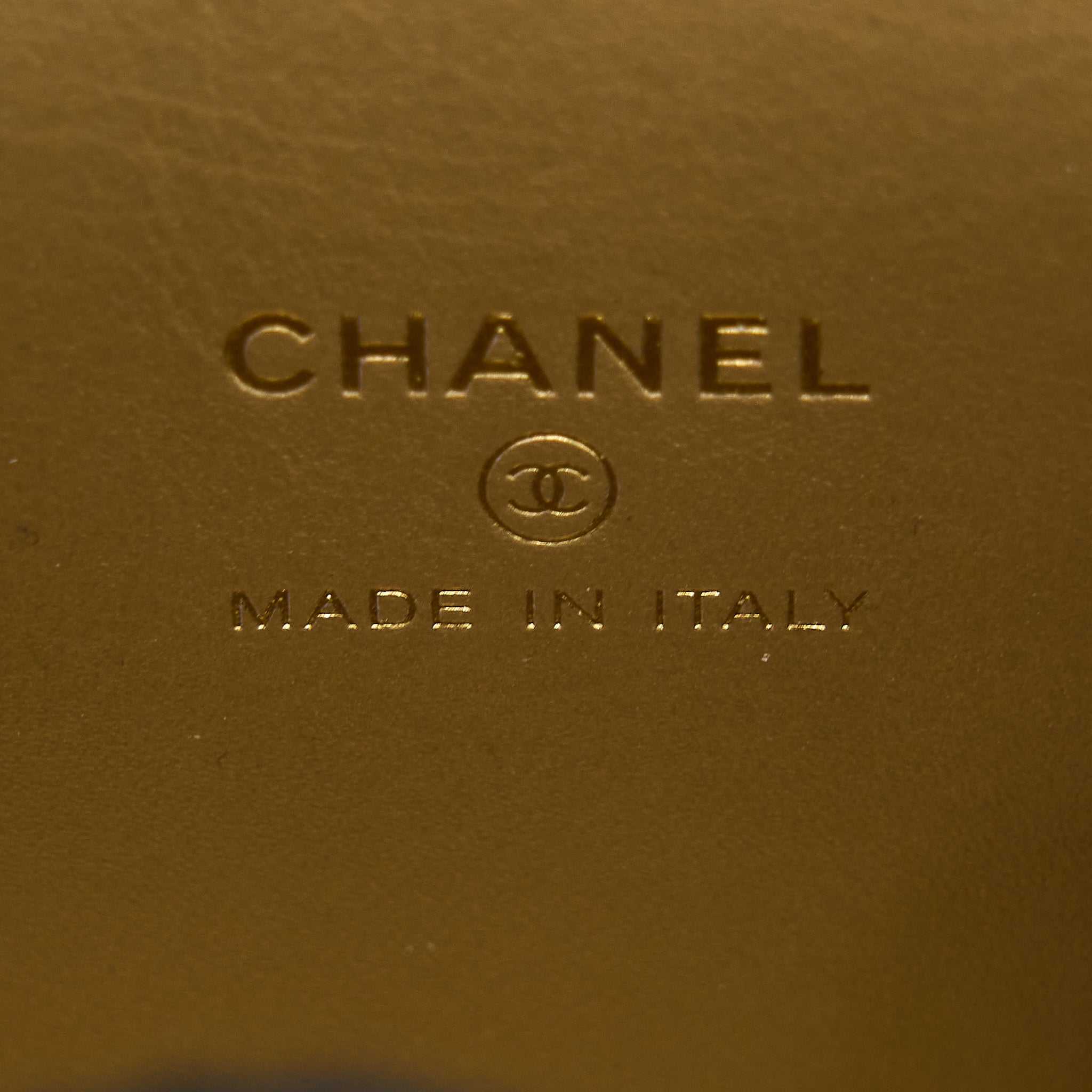 CHANEL 22S PEARL CRUSH MINI VANITY WITH CHAIN LAMBSKIN BLACK GHW