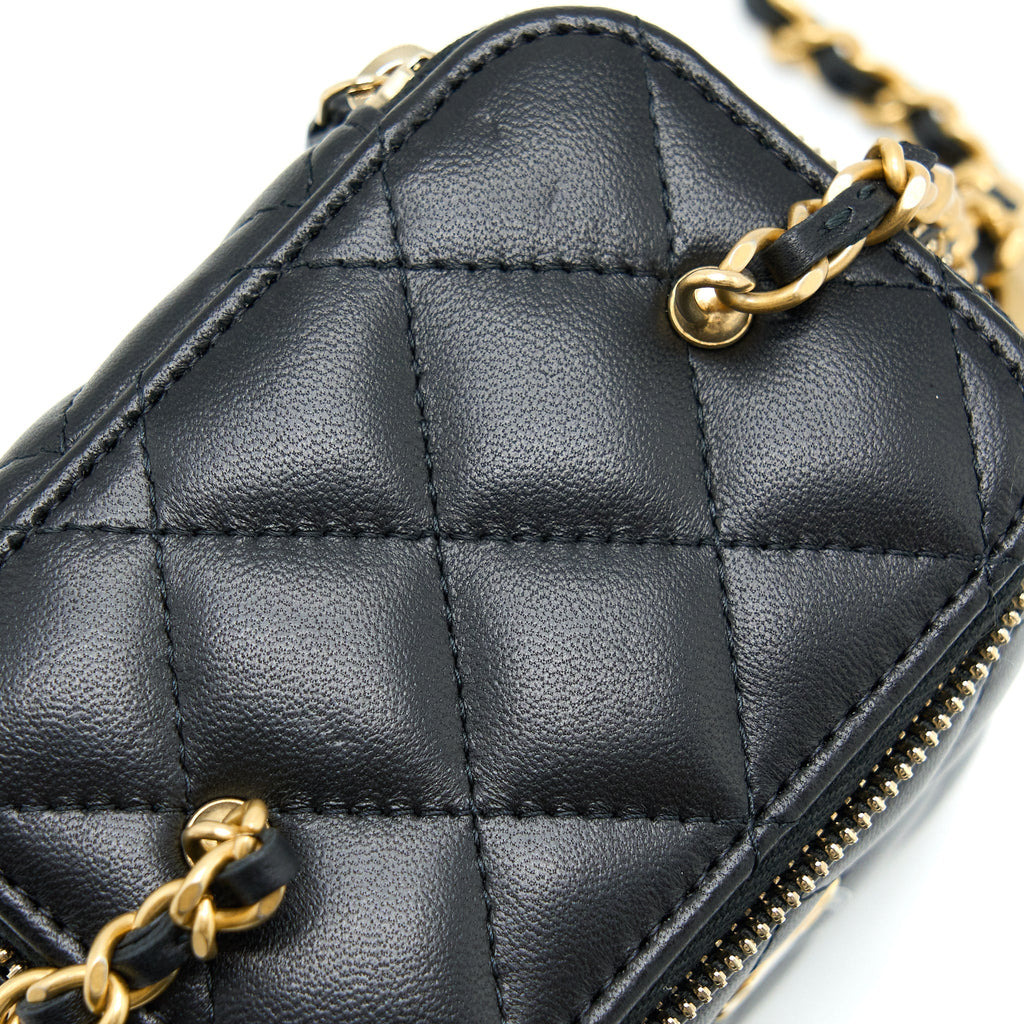 CHANEL 22S PEARL CRUSH MINI VANITY WITH CHAIN LAMBSKIN BLACK GHW