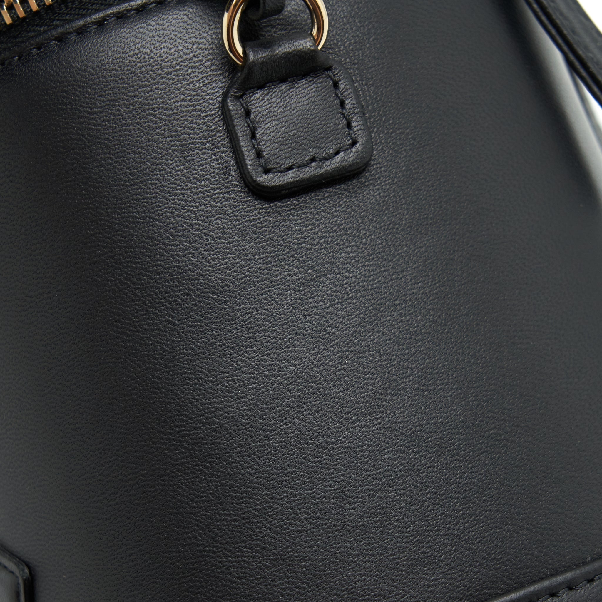 CHANEL VANITY CASE LAMBSKIN BLACK LGHW