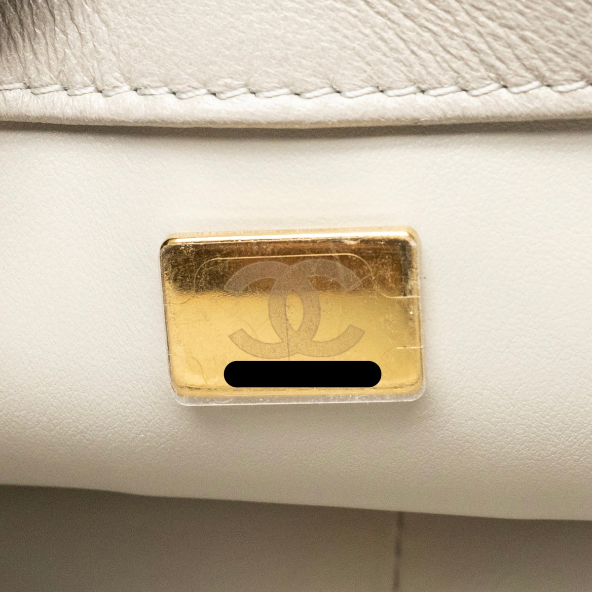 Chanel 24s pearl adjustable chain rectangular flap bag lambskin light grey GHW (microchip)