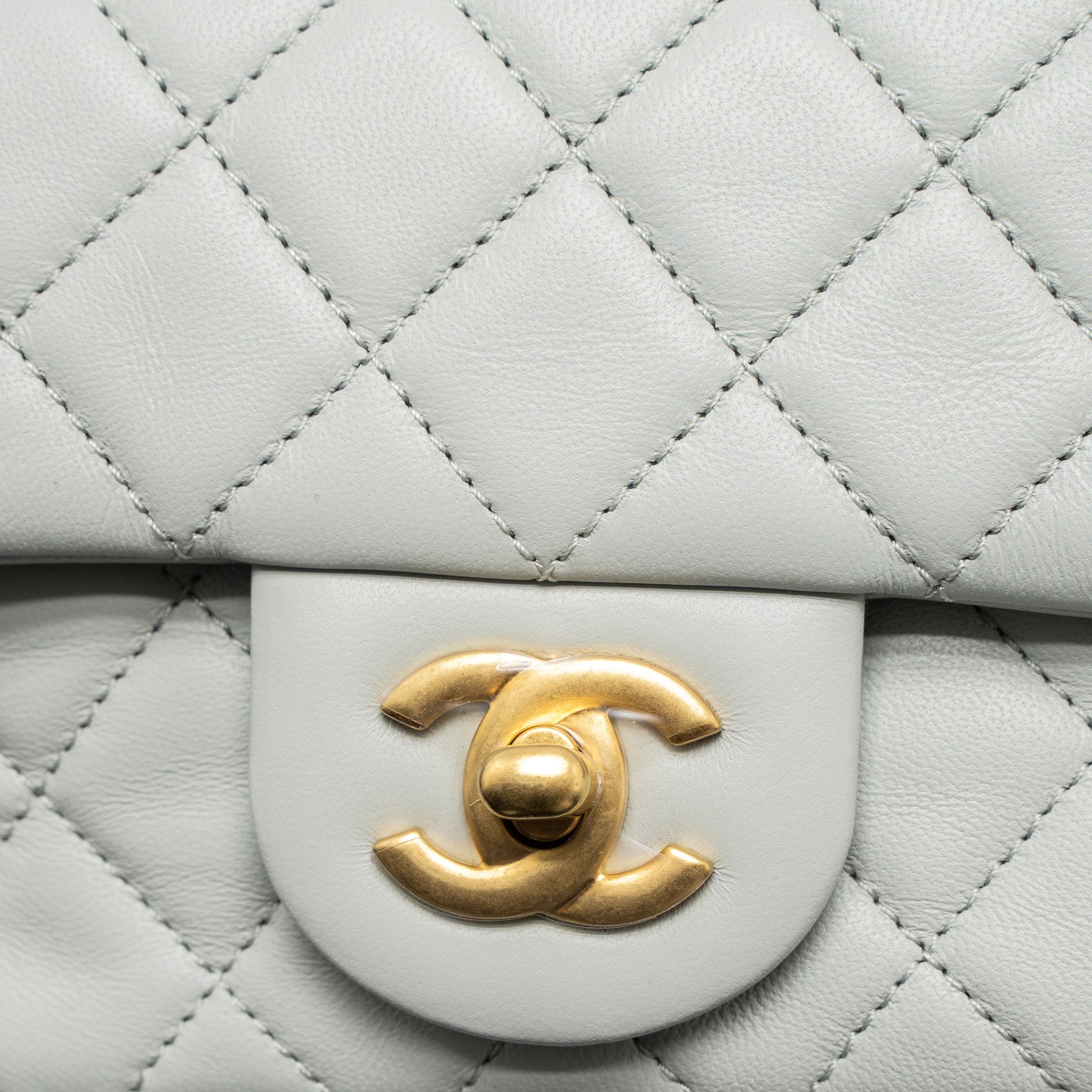 CHANEL PEARL CRUSH MINI RECTANGULAR LAMBSKIN LIGHT GREY BRUSHED GHW (MICROCHIP)