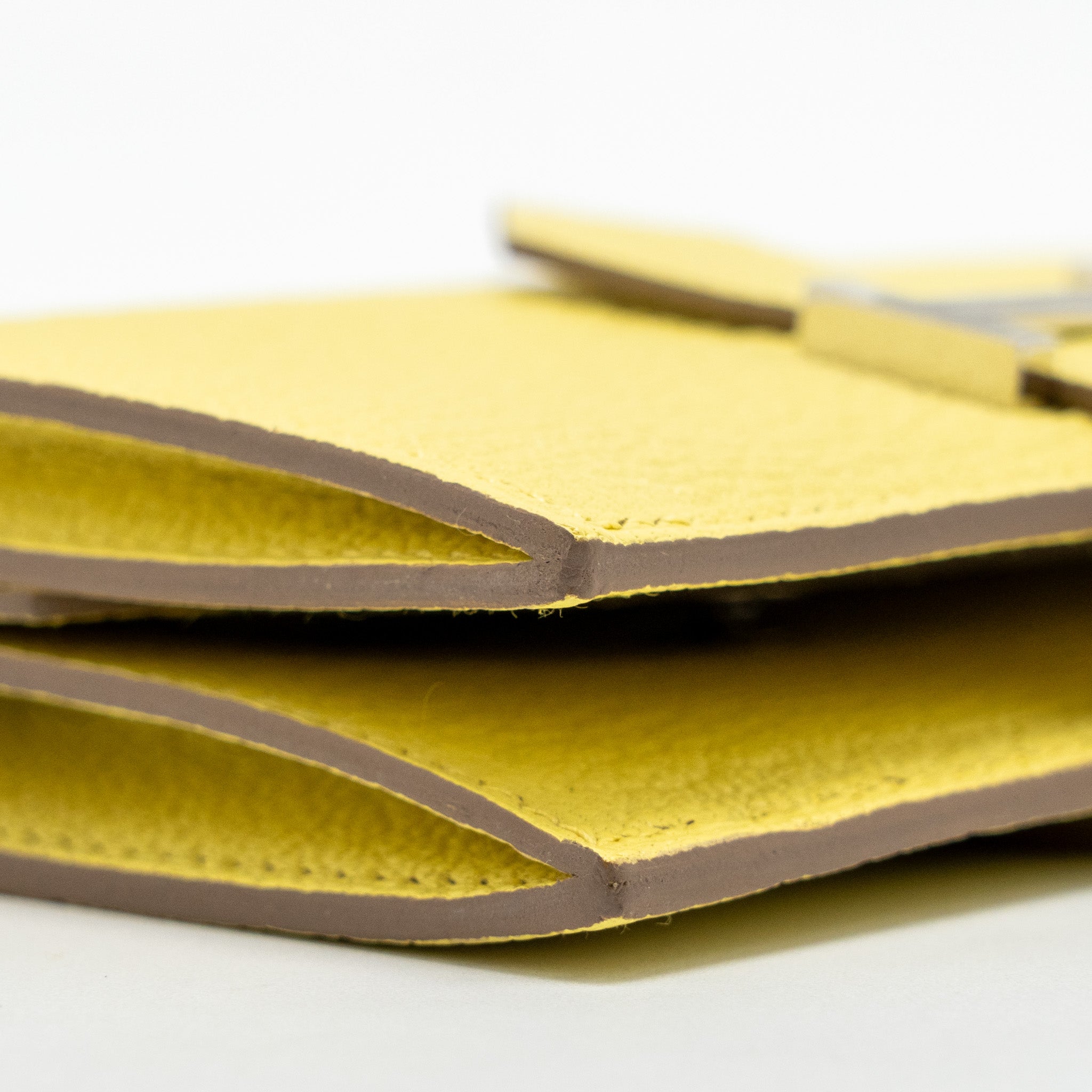 HERMES BEARN COMPACT WALLET CHÈVRE MYSORE JAUNE MILTON SHW